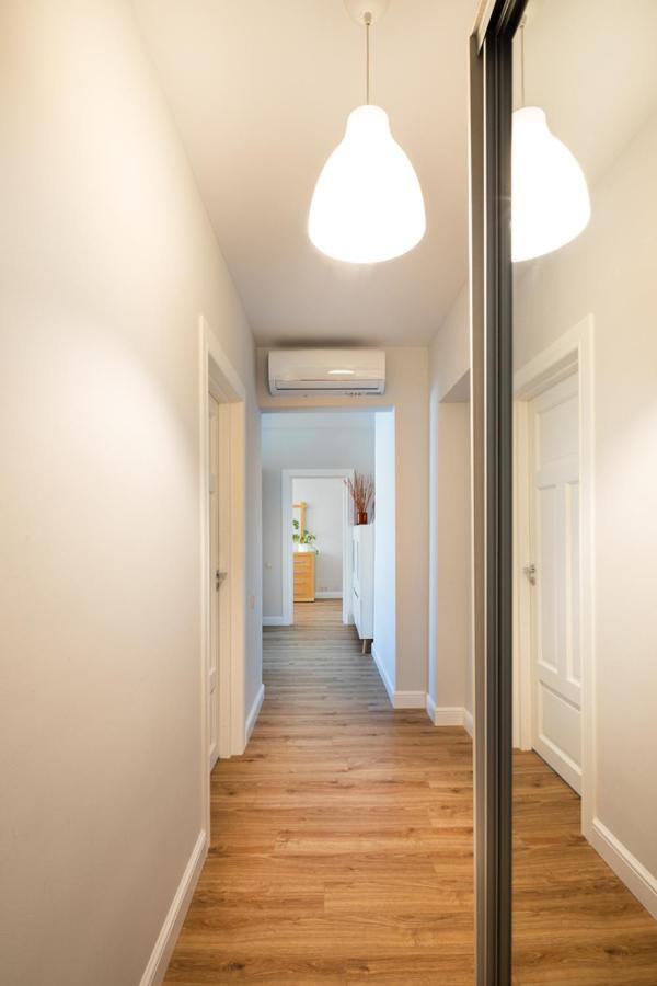 Cozy 2 Bedroom Apartment In Riga Centre Dış mekan fotoğraf